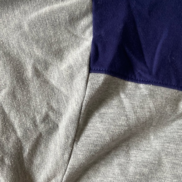 Juniors FRIENDS Crewneck sweatshirt - Picture 6 of 6